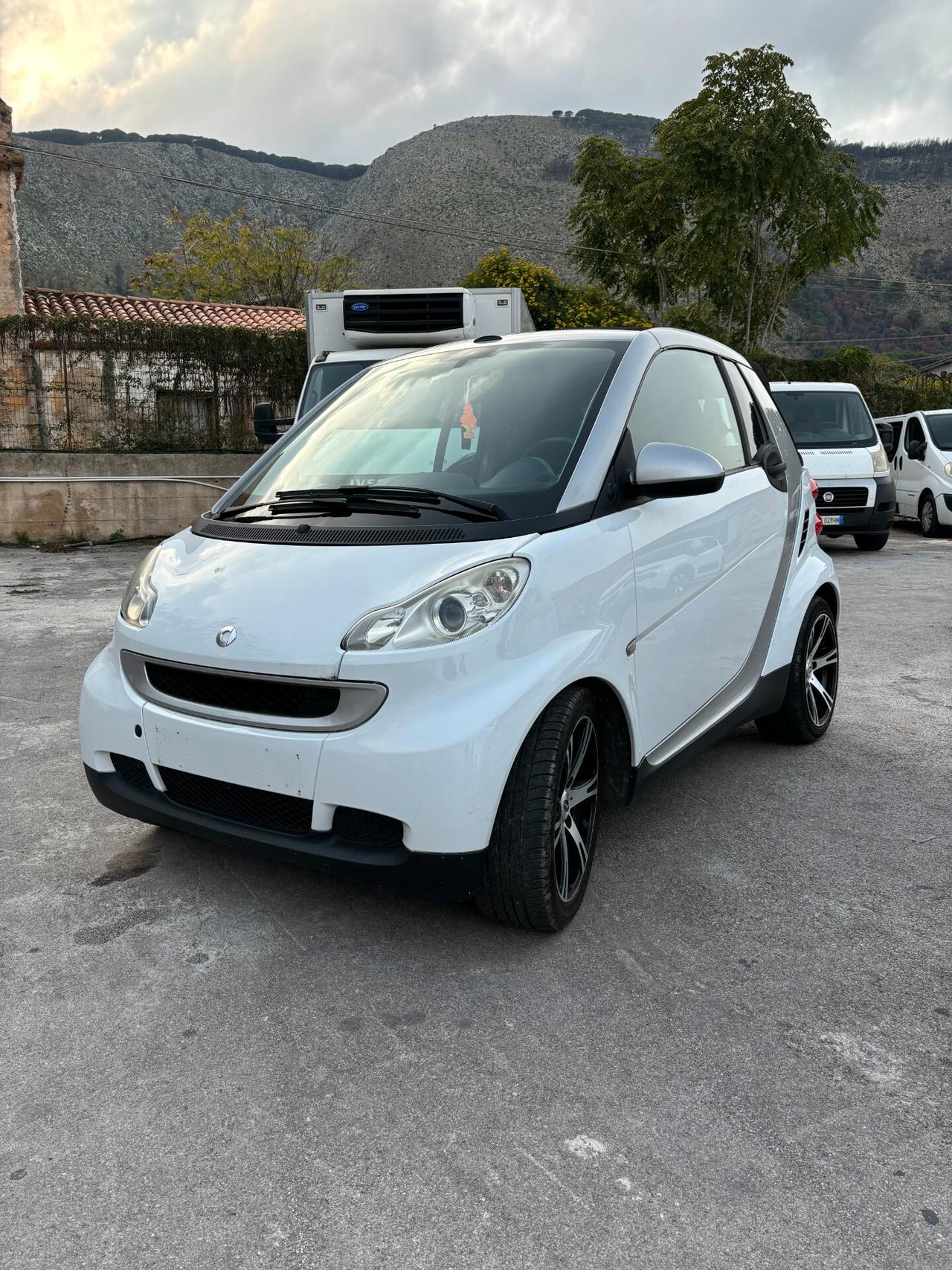 Smart ForTwo 1000 52 kW cabrio pure anno 2007 km 110.000