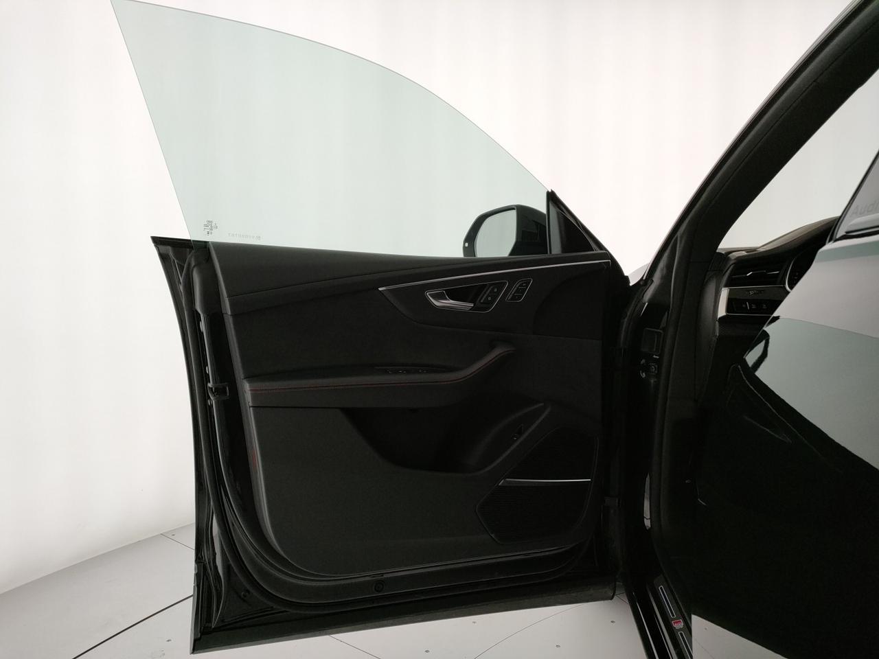 Audi SQ8 s4.0 tfsi quattro tiptronic