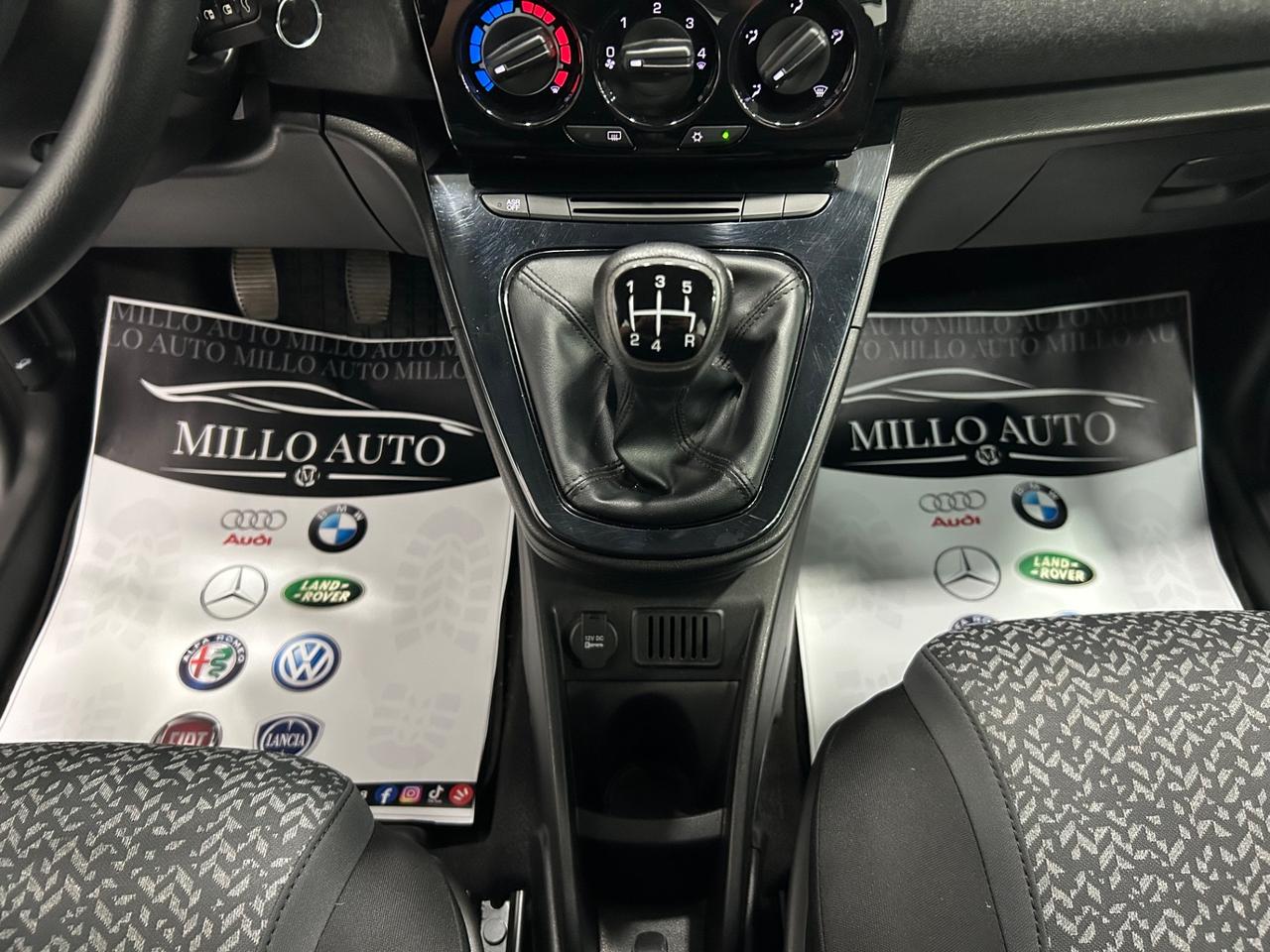 Lancia Ypsilon 1.2cc 69 CV 5 porte Gold