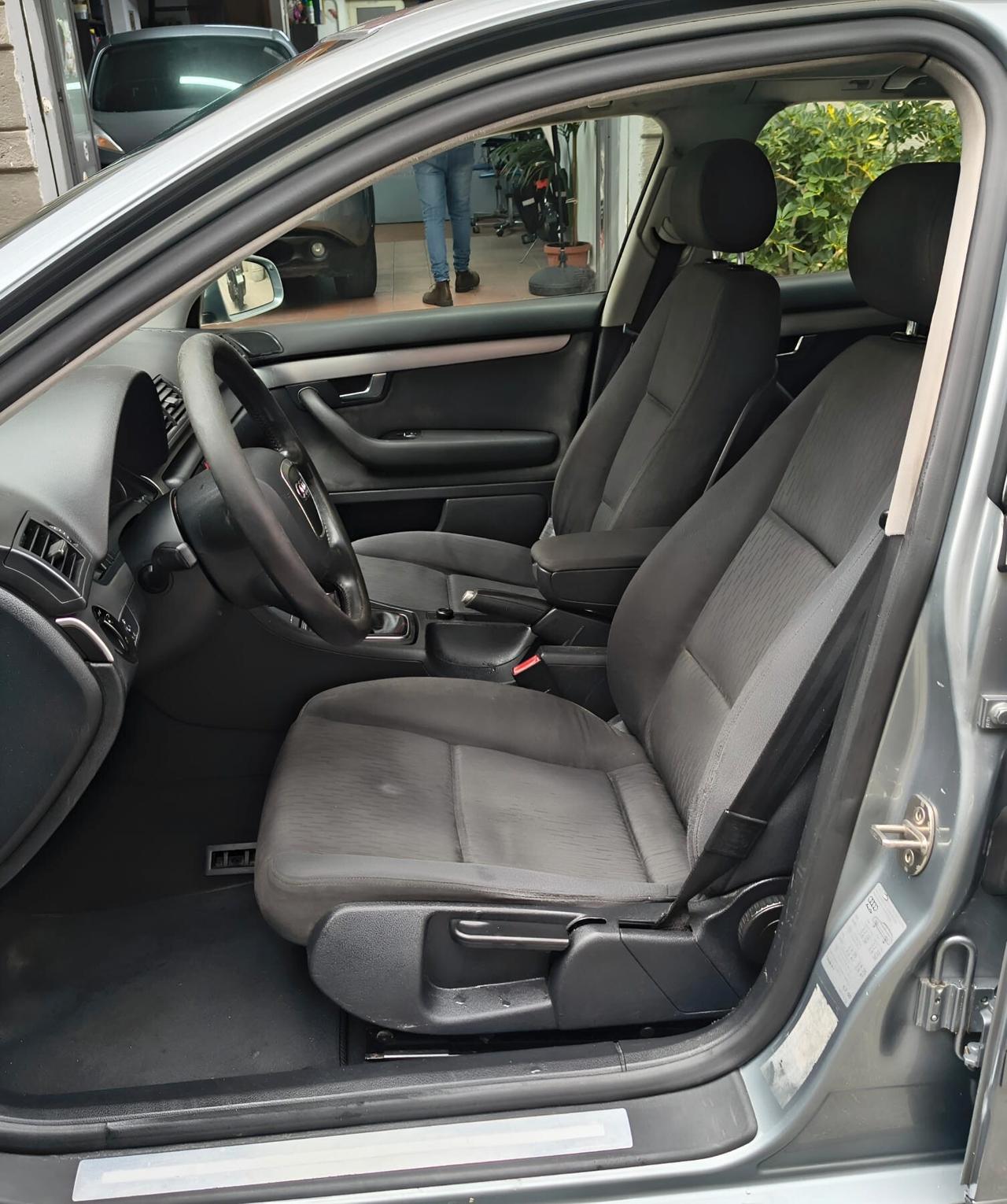 Audi A4 2.0 16V TDI Avant- KM 166000