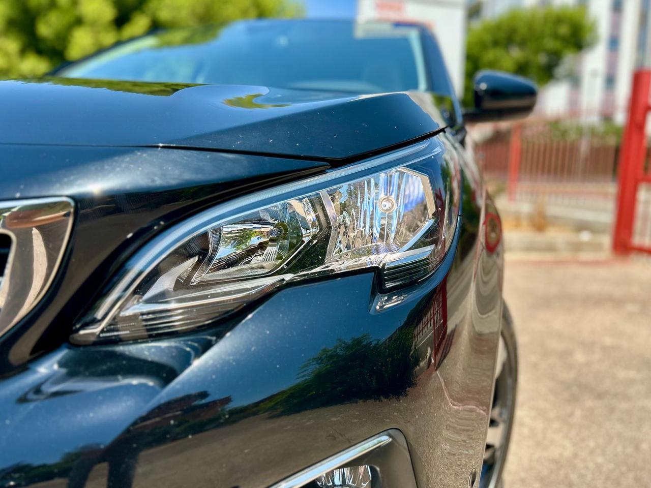 Peugeot 3008 1.5 Blue HDI 130 Allure #11767