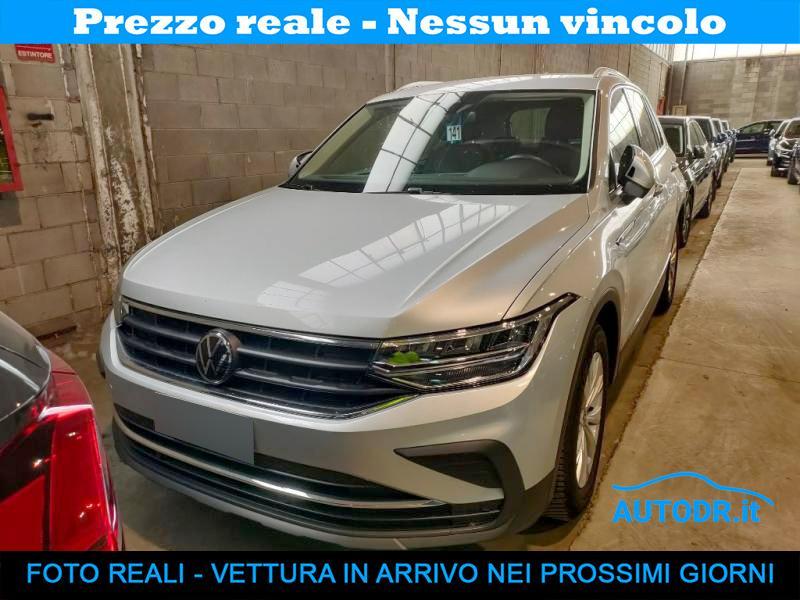 Volkswagen Tiguan 2.0 TDI Life Carplay, Vetri oscurati, Ambient Light