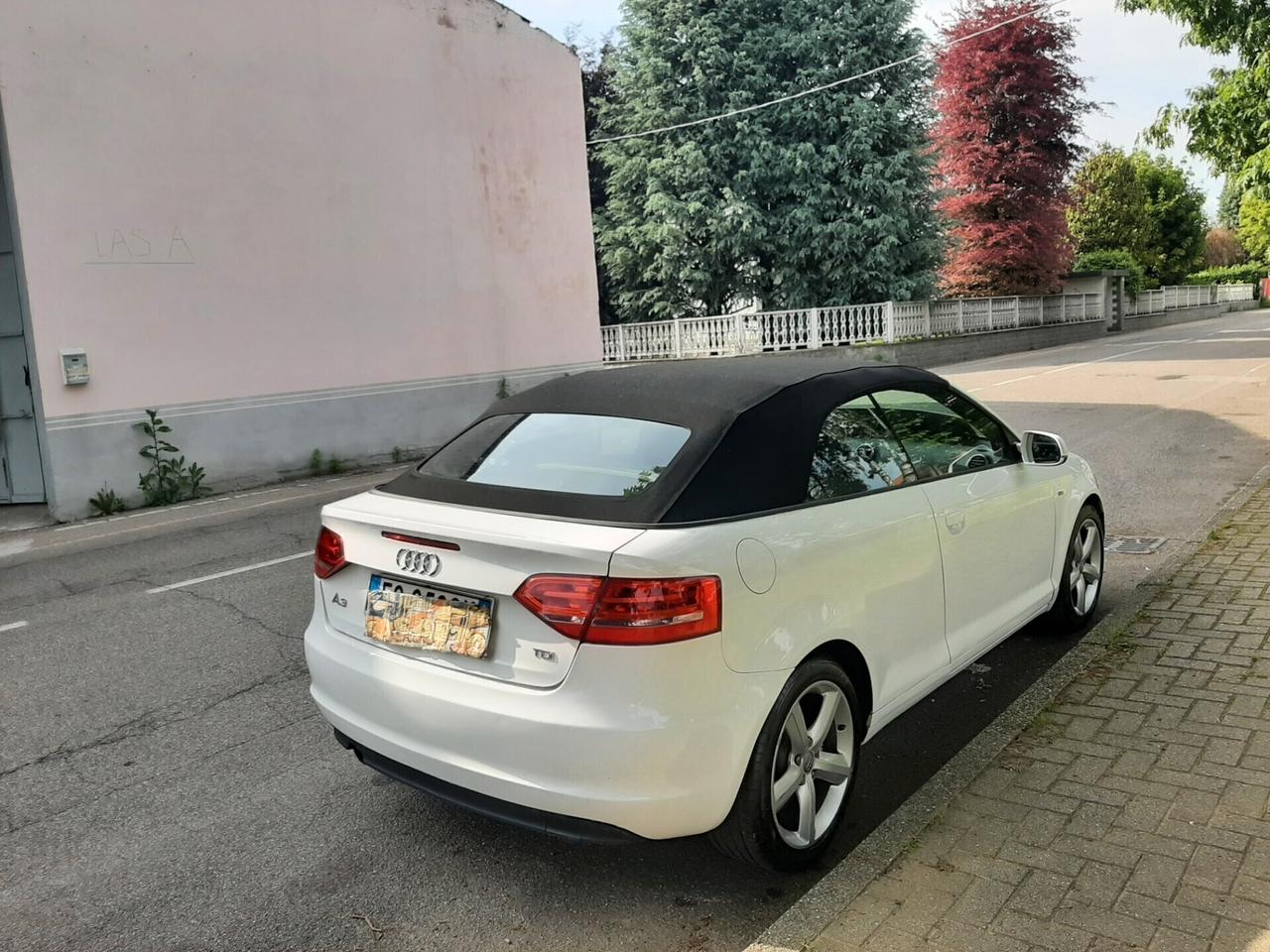 Audi A3 Cabrio 1.6 TDI 105 CV CR Ambition KM 160 MILA