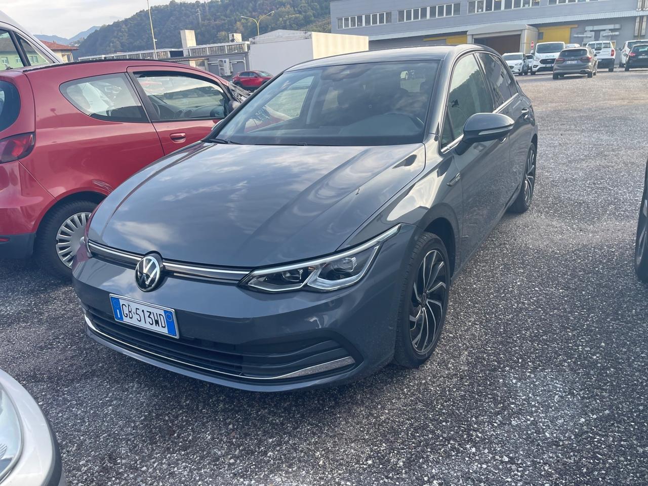 Volkswagen Golf 2.0 TDI SCR Style SI NEOPATENTATI