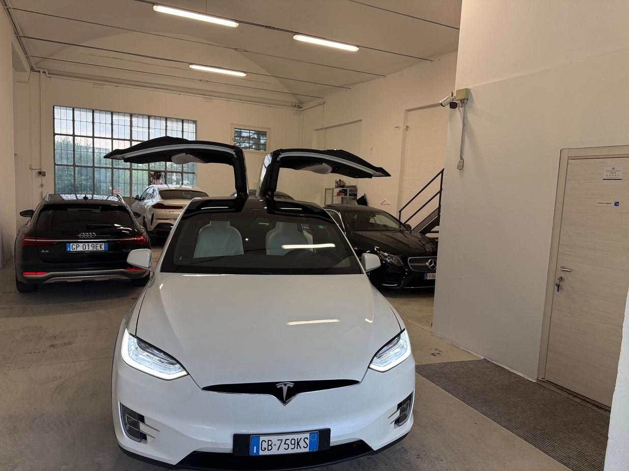 Tesla Model X Long Range Dual Motor 6 posti Extrafull