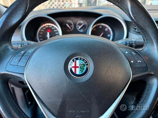 Alfa Romeo Giulietta 1.6 JTDm-2 105 CV Exclusive NEOPATENTATI!!!