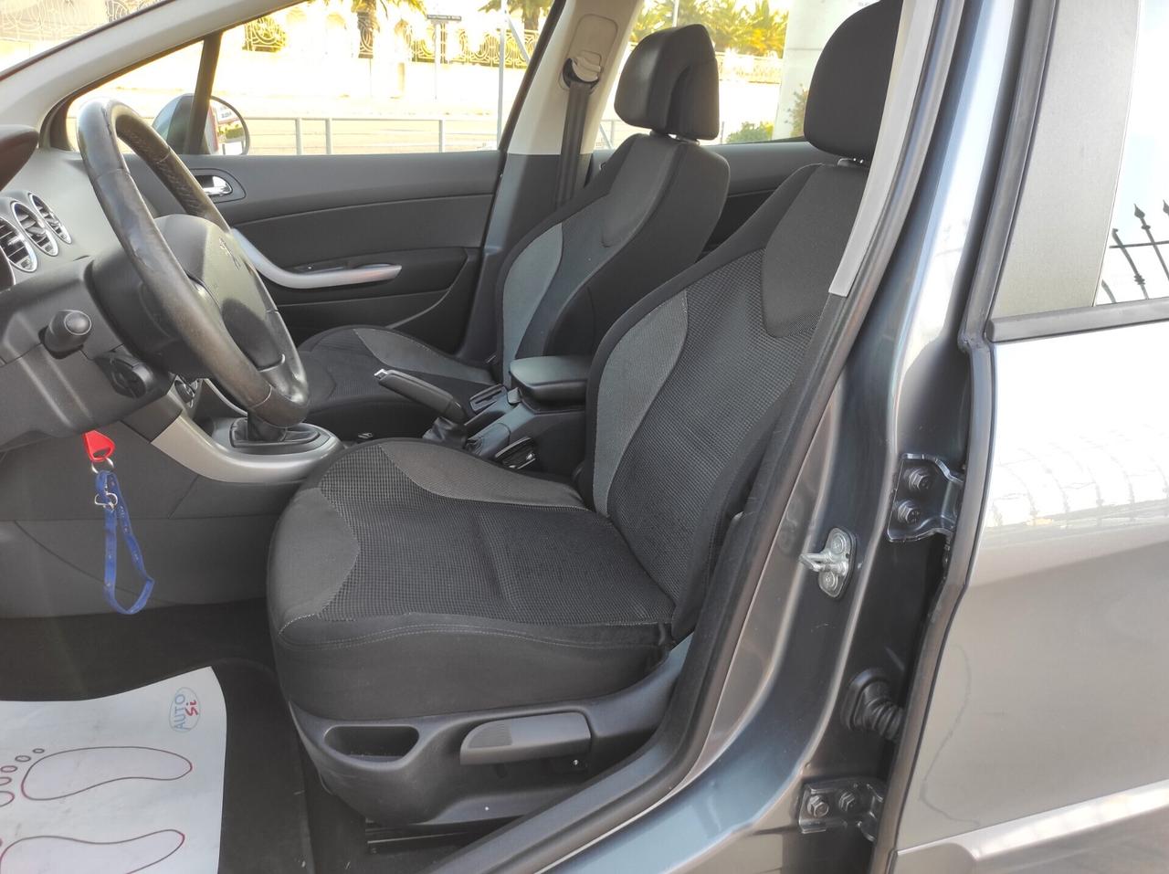 Peugeot 308 1.6 HDi - 90cv NEOPATENTATI