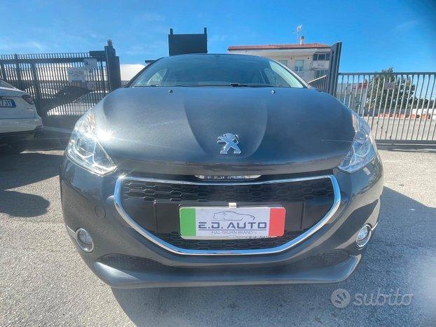 Peugeot 208 1.2 VTi 82 CV 5 porte Allure