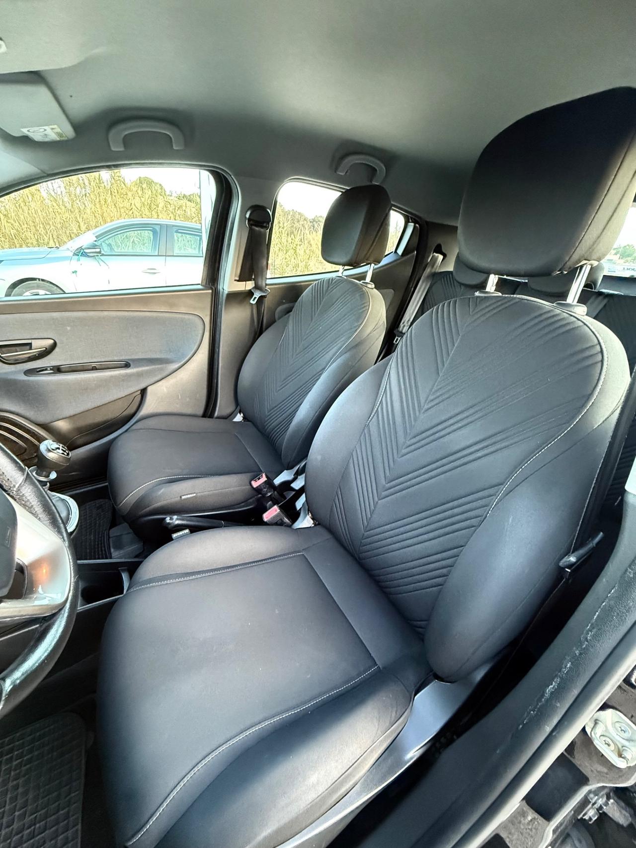 Lancia Ypsilon 1.2 69 CV GPL