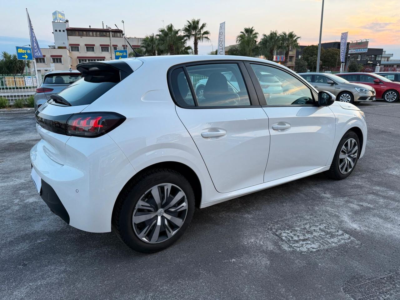 Peugeot 208 BlueHDi 100 Stop&Start 5 porte Active
