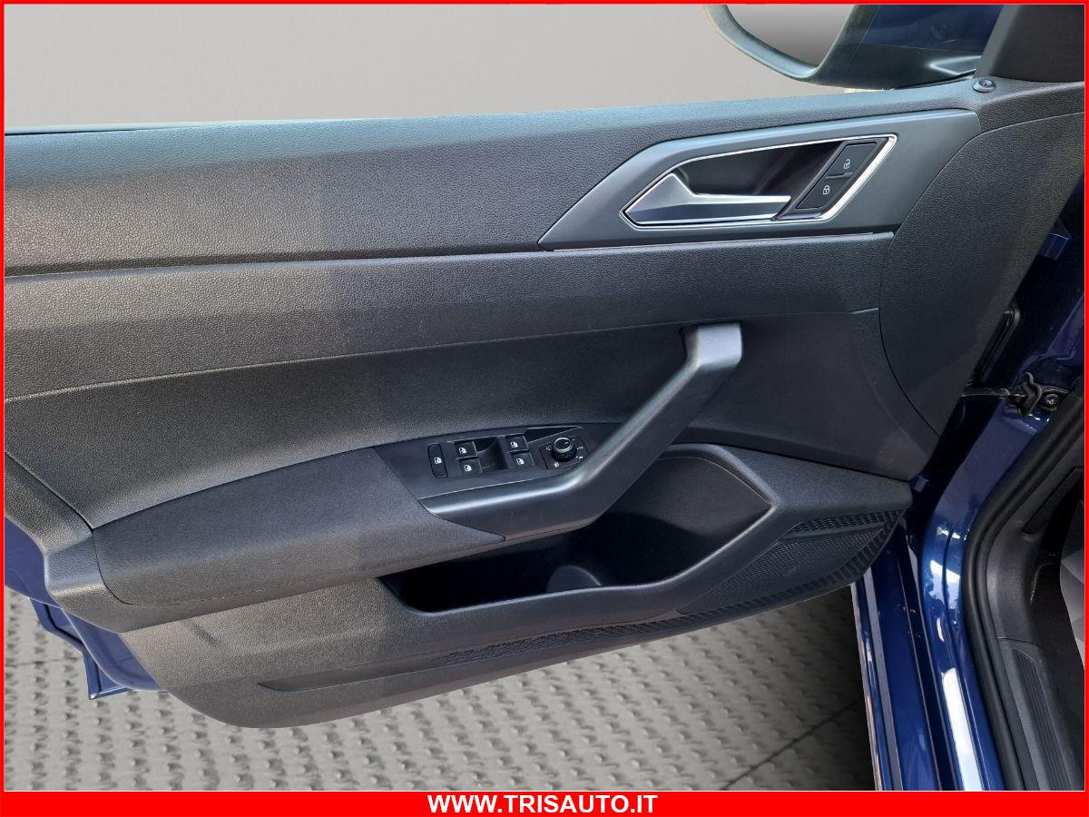 VOLKSWAGEN Taigo 1.0 TSI R-line NEOPATENTATI (TETTO APRIBILE)