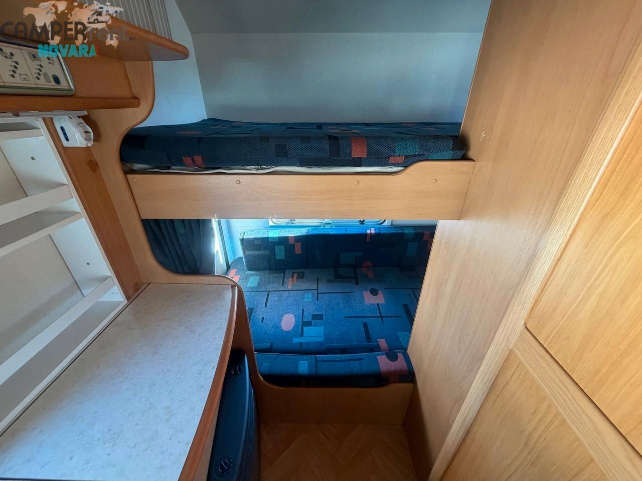 MC LOUIS GLEN 461 - Mansardato letti a castello in coda e maxi garage