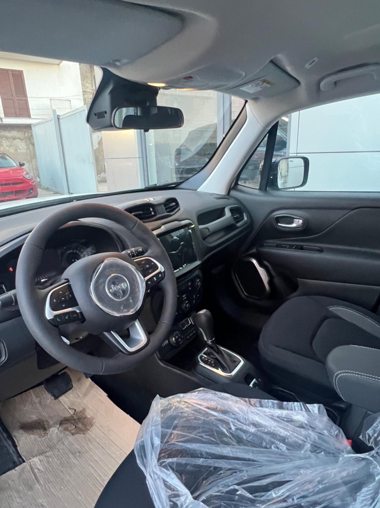 Jeep Renegade phev Altitude possibilità noleggio no scoring