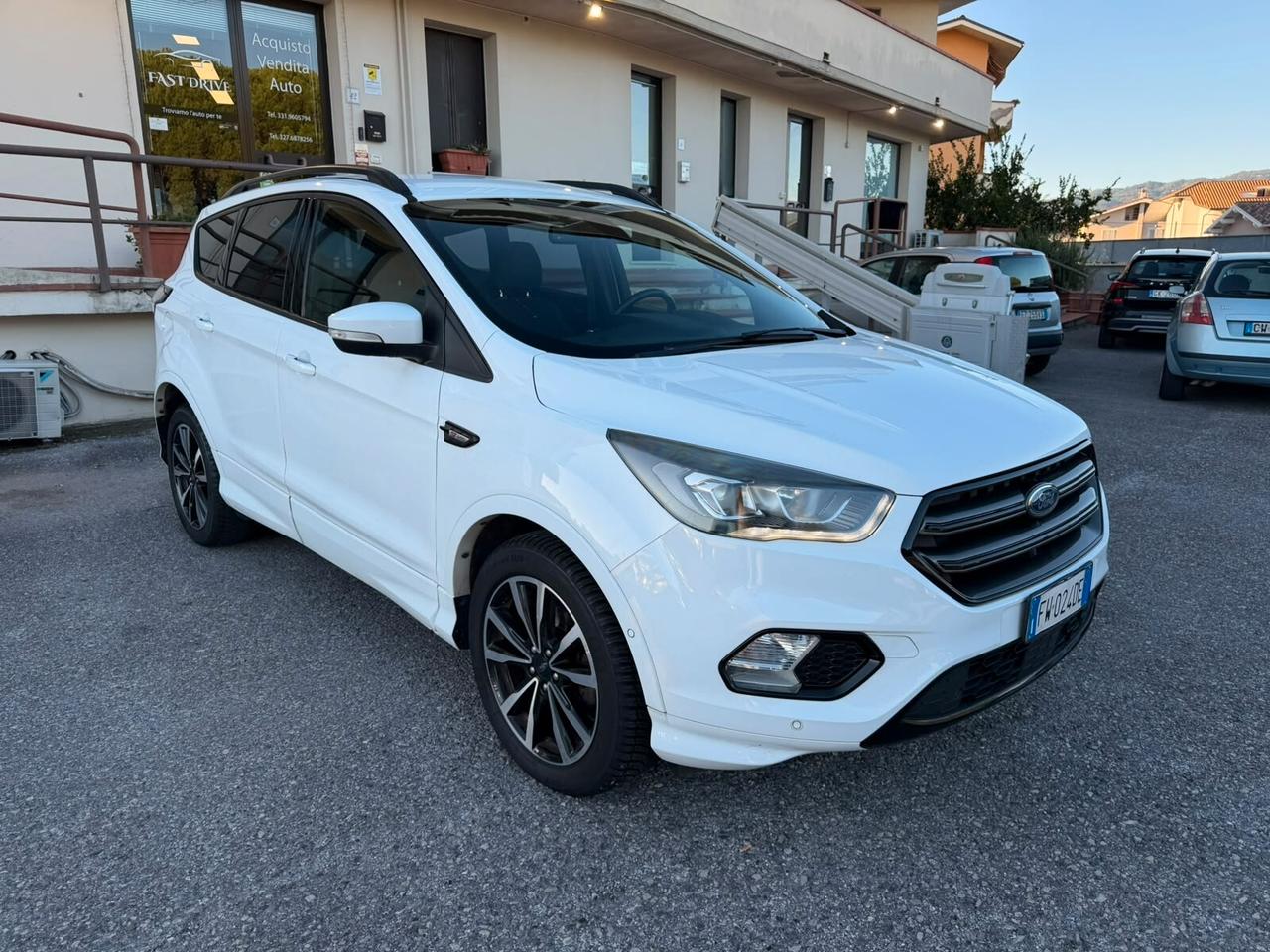 Ford Kuga 1.5 EcoBoost 120 CV S&S 2WD ST-Line
