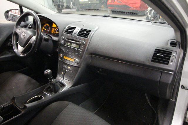 TOYOTA Avensis 2.2 D-4D Wagon Executive 150CV