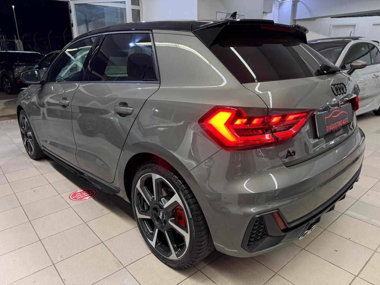 Audi A1 SPB 40 TFSI S tronic line edition
