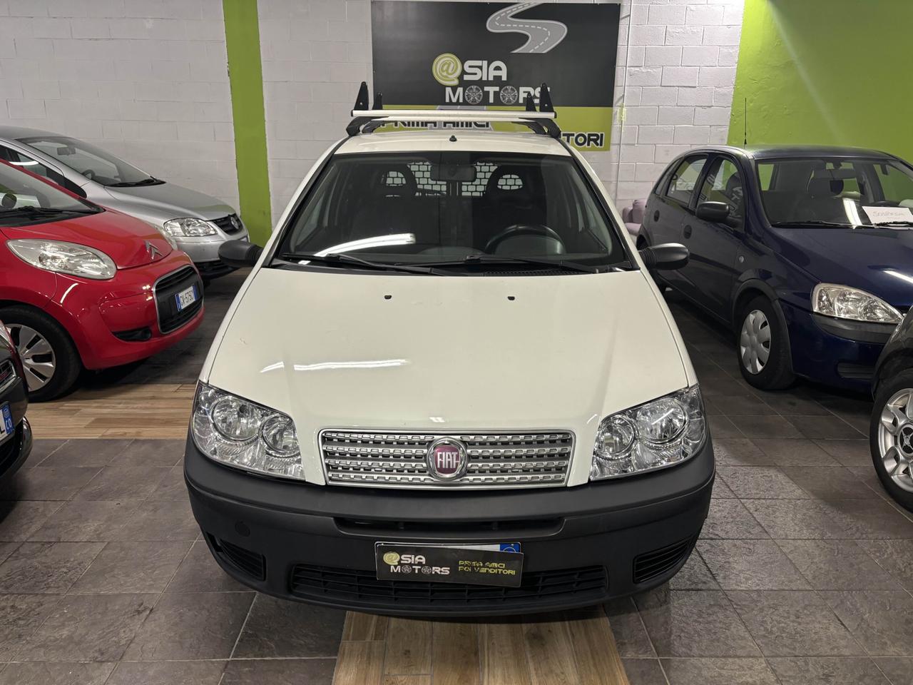 FIAT PUNTO 1.3 Multijet AUTOCARRO