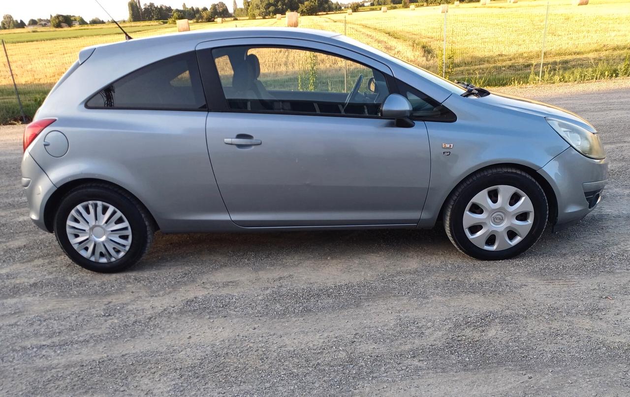Opel Corsa 1.2 Benzina 3 porte Sport