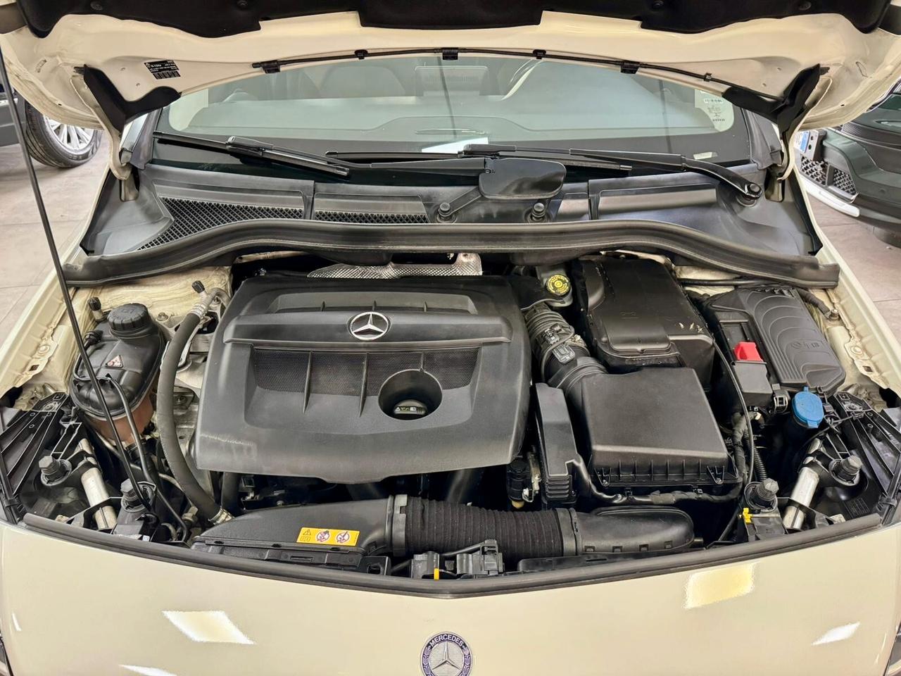 Mercedes B 180 1.5 CDI Automatic Sport 2015