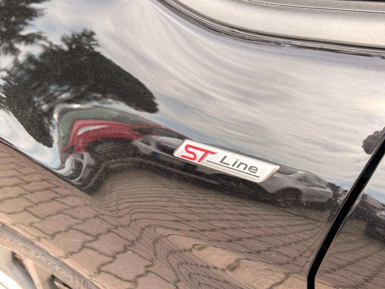 Ford Fiesta 1.5 TDCi 75CV 5 porte ST-Line