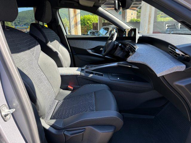PEUGEOT 3008 Hybrid 136 e-DCS6 Allure PARI AL NUOVO