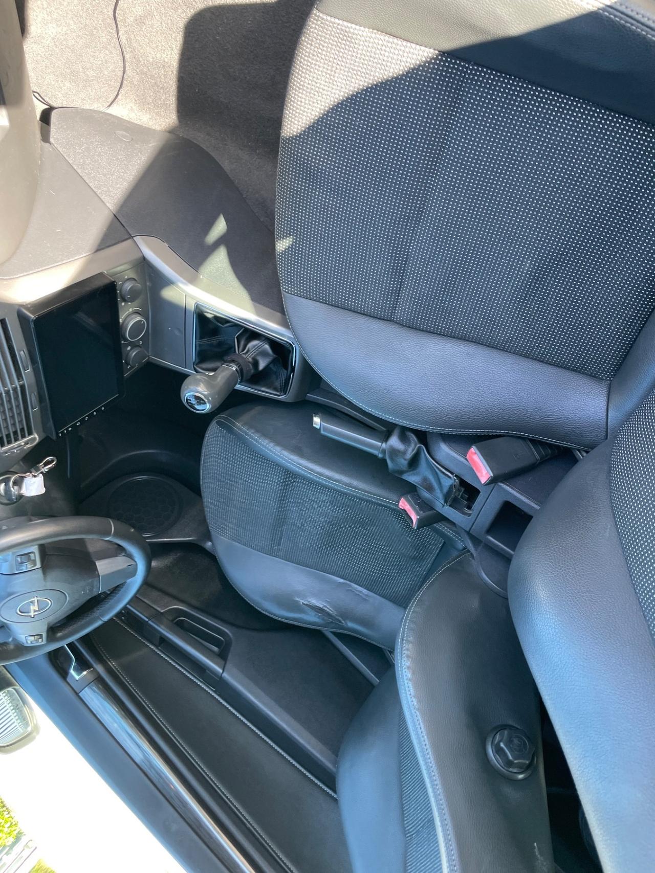 Opel Astra GTC 1.7 CDTI