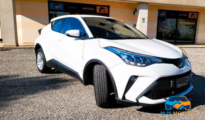 Toyota C-HR 1.8h Business e-cvt