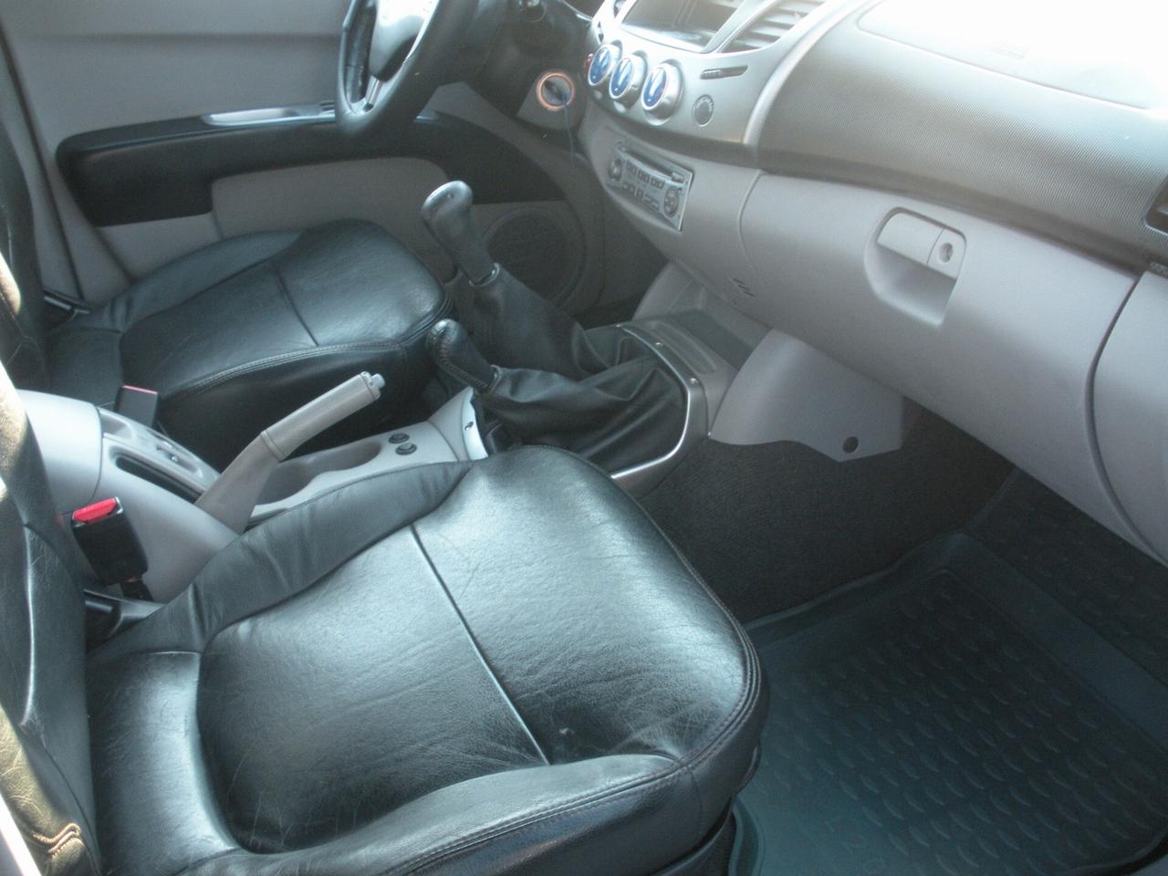 Mitsubishi L200 2.5 DI-D/136CV Double Cab Intense ''CHROME''