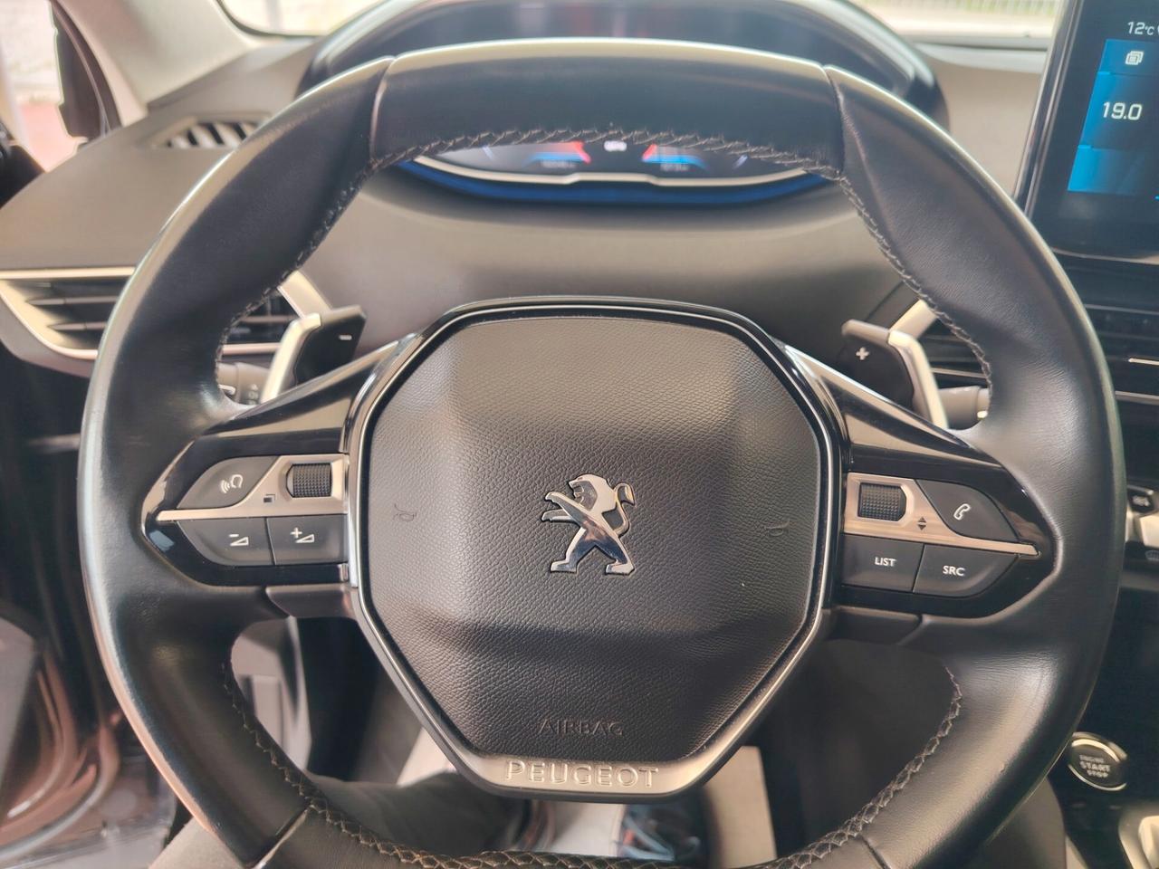 Peugeot 3008 BlueHDi 130 S&S EAT8 Allure 2022 restyling