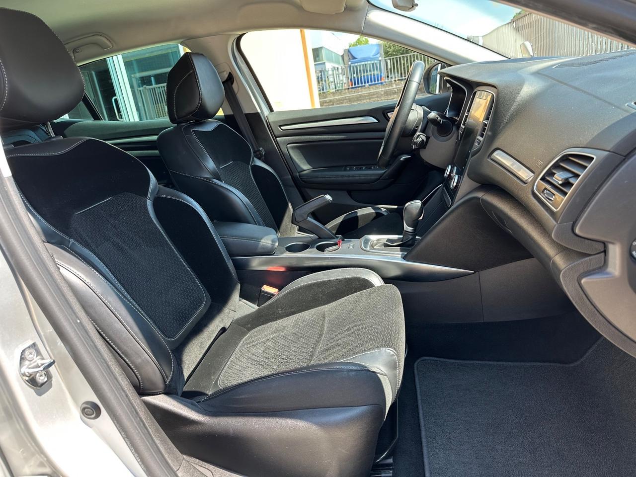 Renault Megane Mégane dCi 8V 110 CV EDC Energy Intens