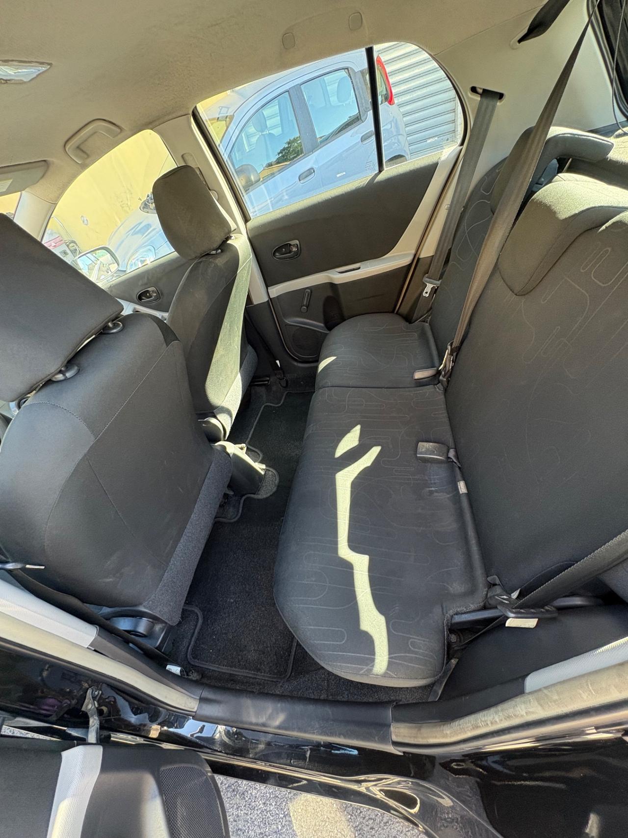 Toyota Yaris 1.0 5 porte Now