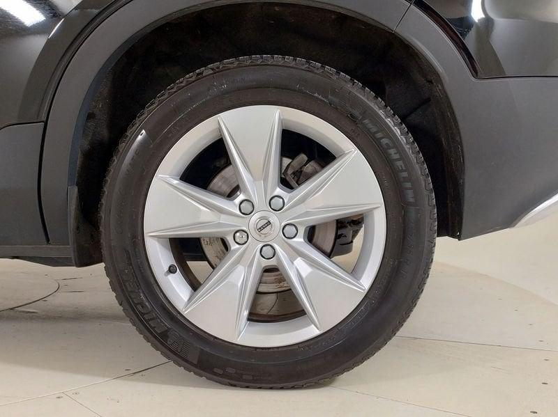 Volvo XC40 2023 2.0 b3 Core auto