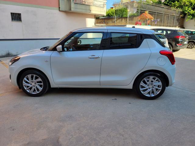 SUZUKI Swift 1.2 Hybrid Top