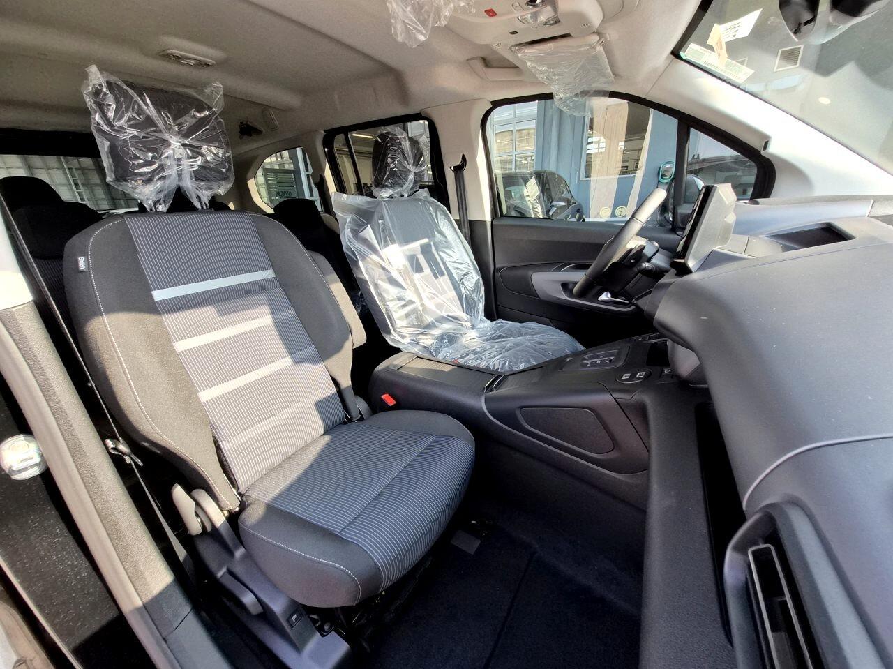 Fiat Doblo QUBO - Doblò 7 POSTI 1.5 d '' La Prima'' KM ZERO