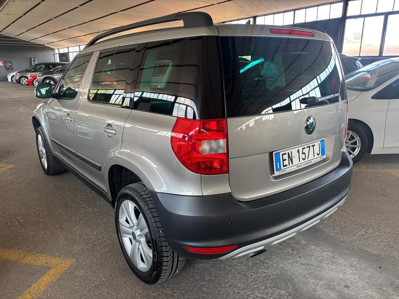 Skoda Yeti 1.2 TSI DSG 77KW 105CV Ambition AUTOMATICA