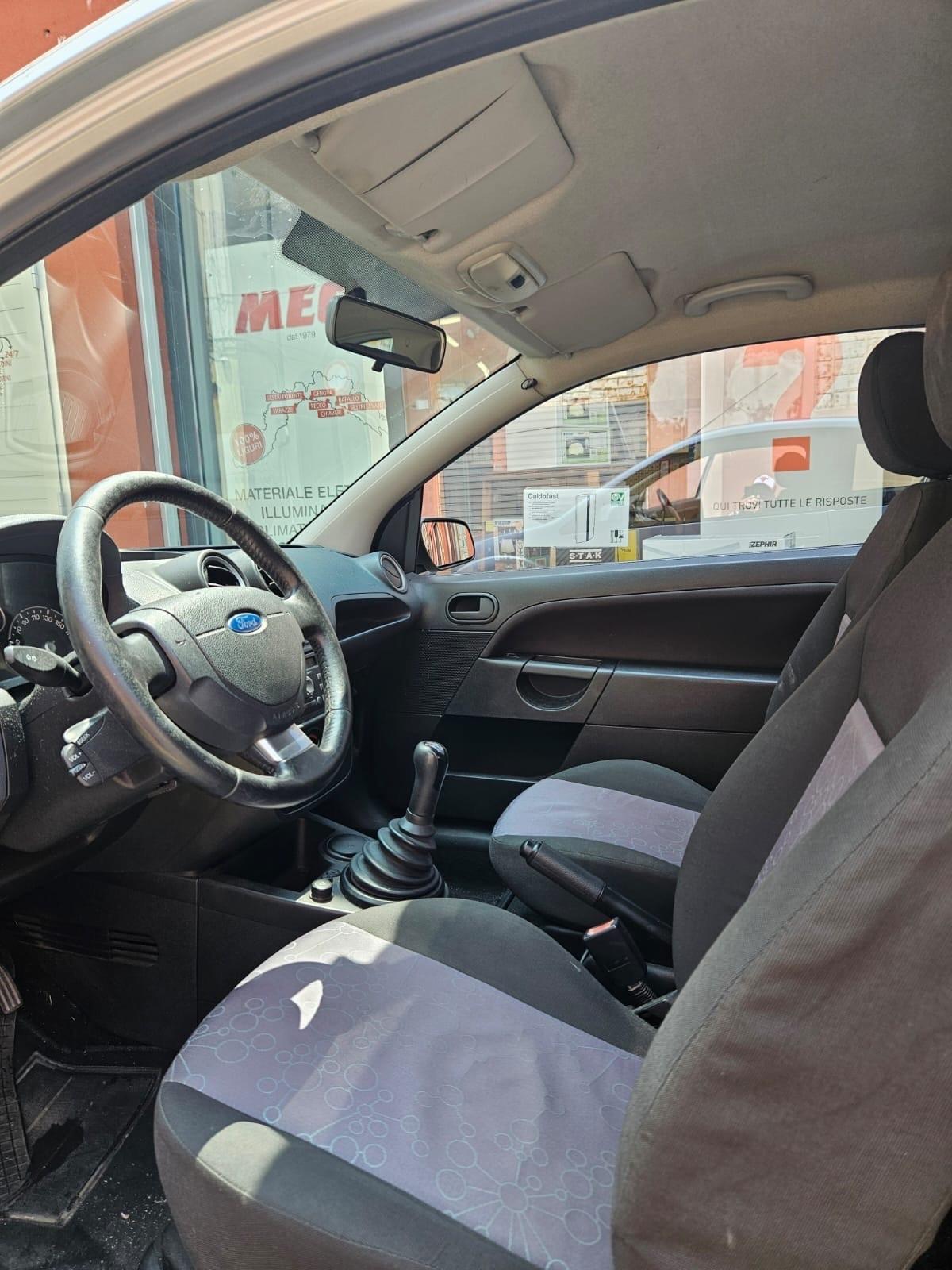 Ford Fiesta 1.4 TDCi 3p. Ghia