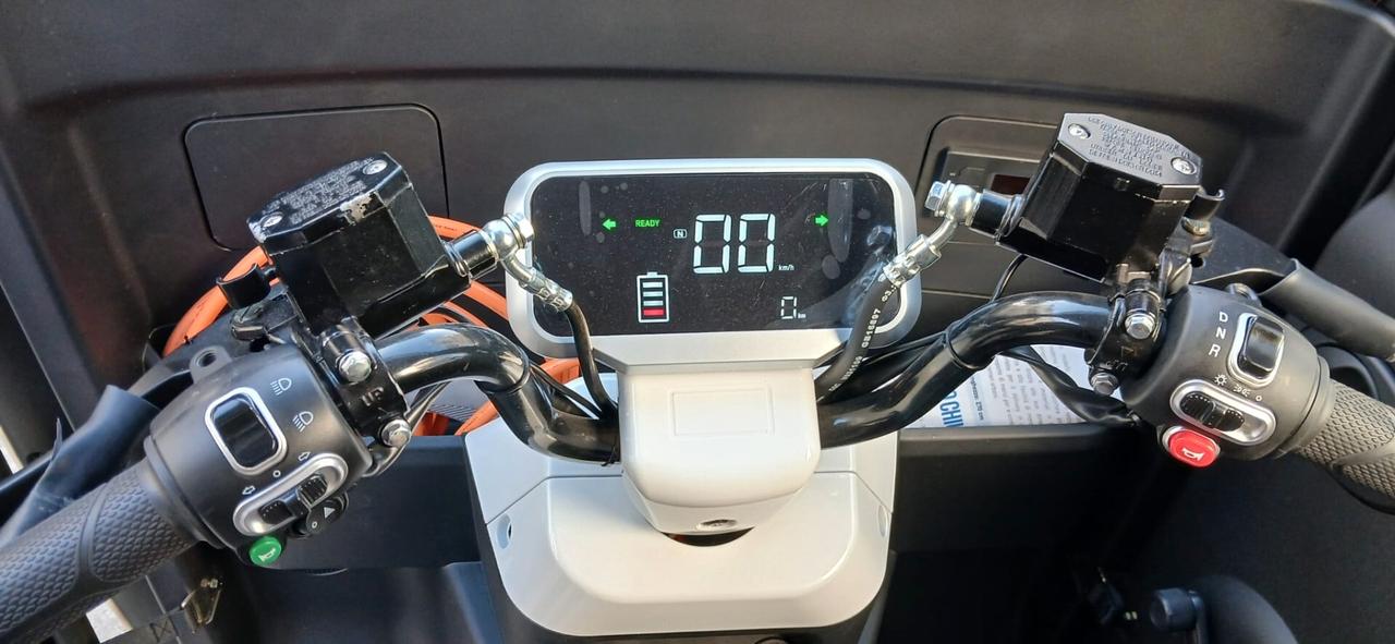 SPOSATO - E-GO - Furgone Elettrico motore 3.000 W