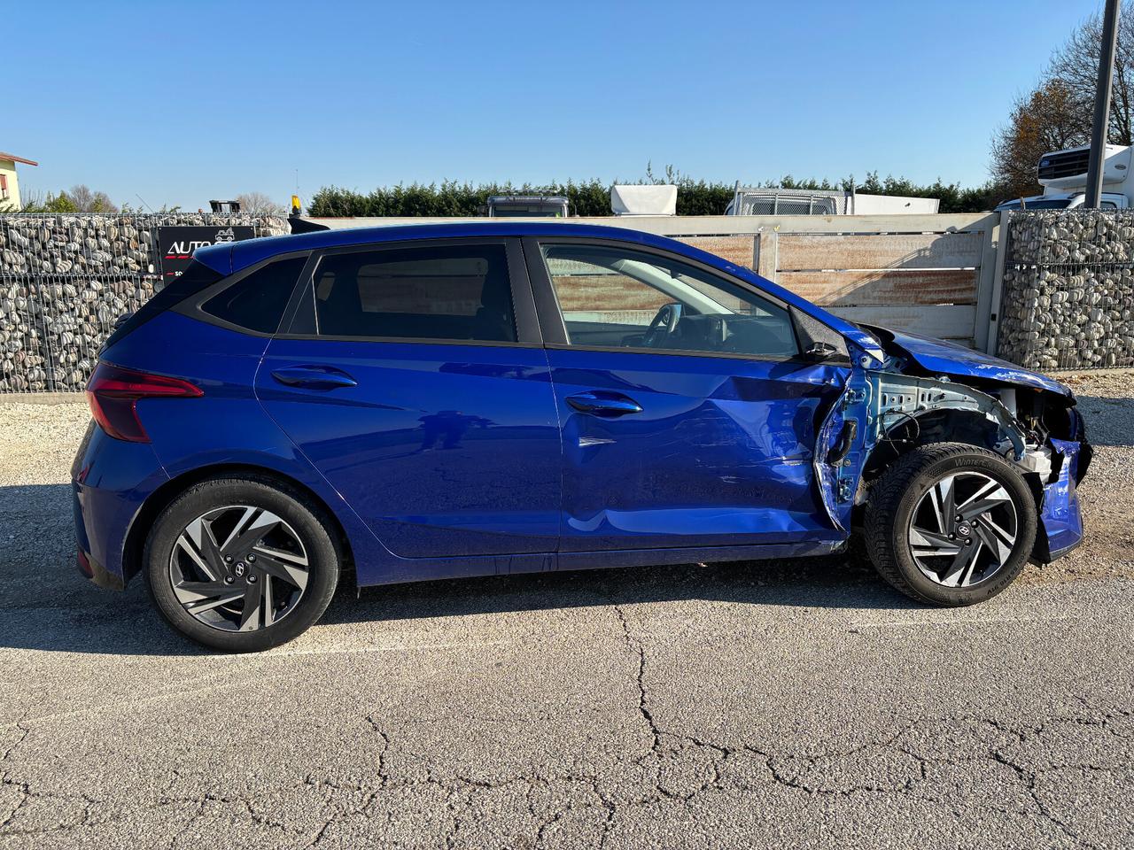 Hyundai i20 1.2 MPI MT GPL Connectline