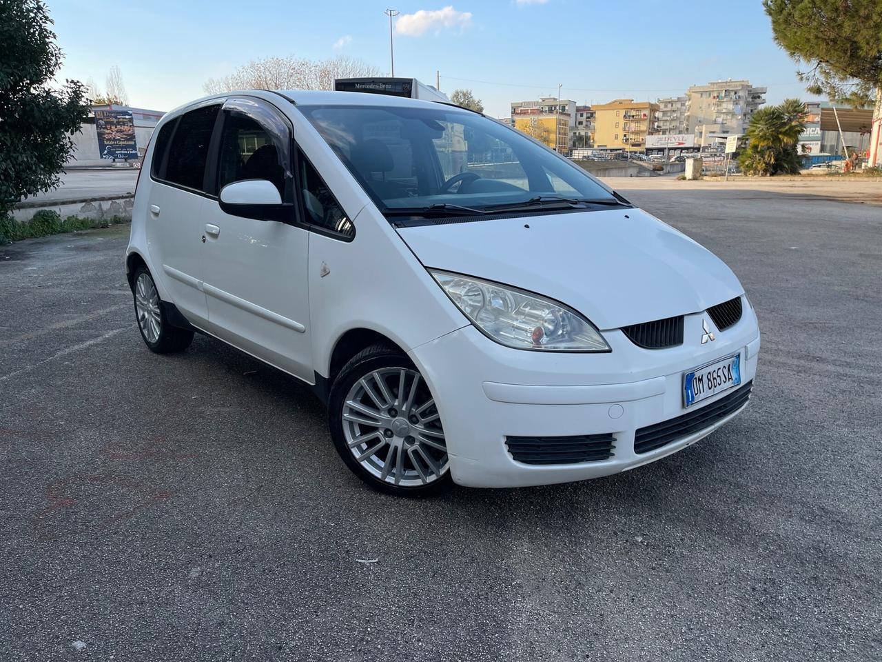 Mitsubishi Colt 1.3 16V 5p. Insport