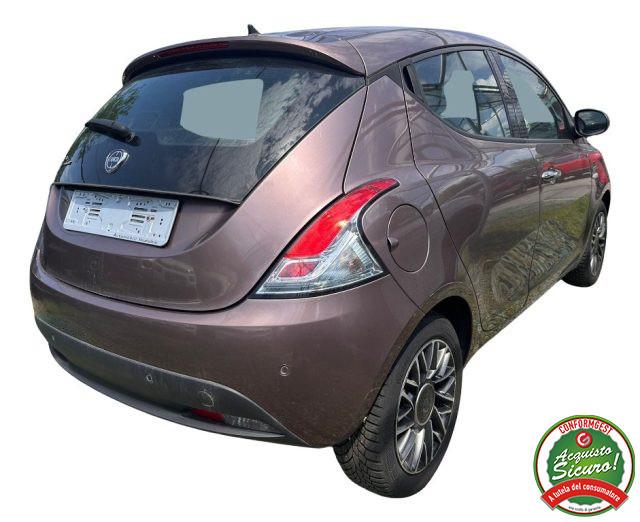 LANCIA Ypsilon 1.2 69 CV 5 porte Elle