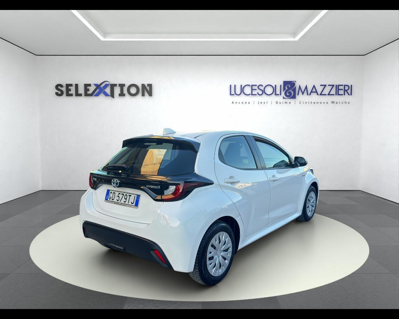 TOYOTA Yaris 4ª serie - Yaris 1.5 Hybrid 5 porte Business