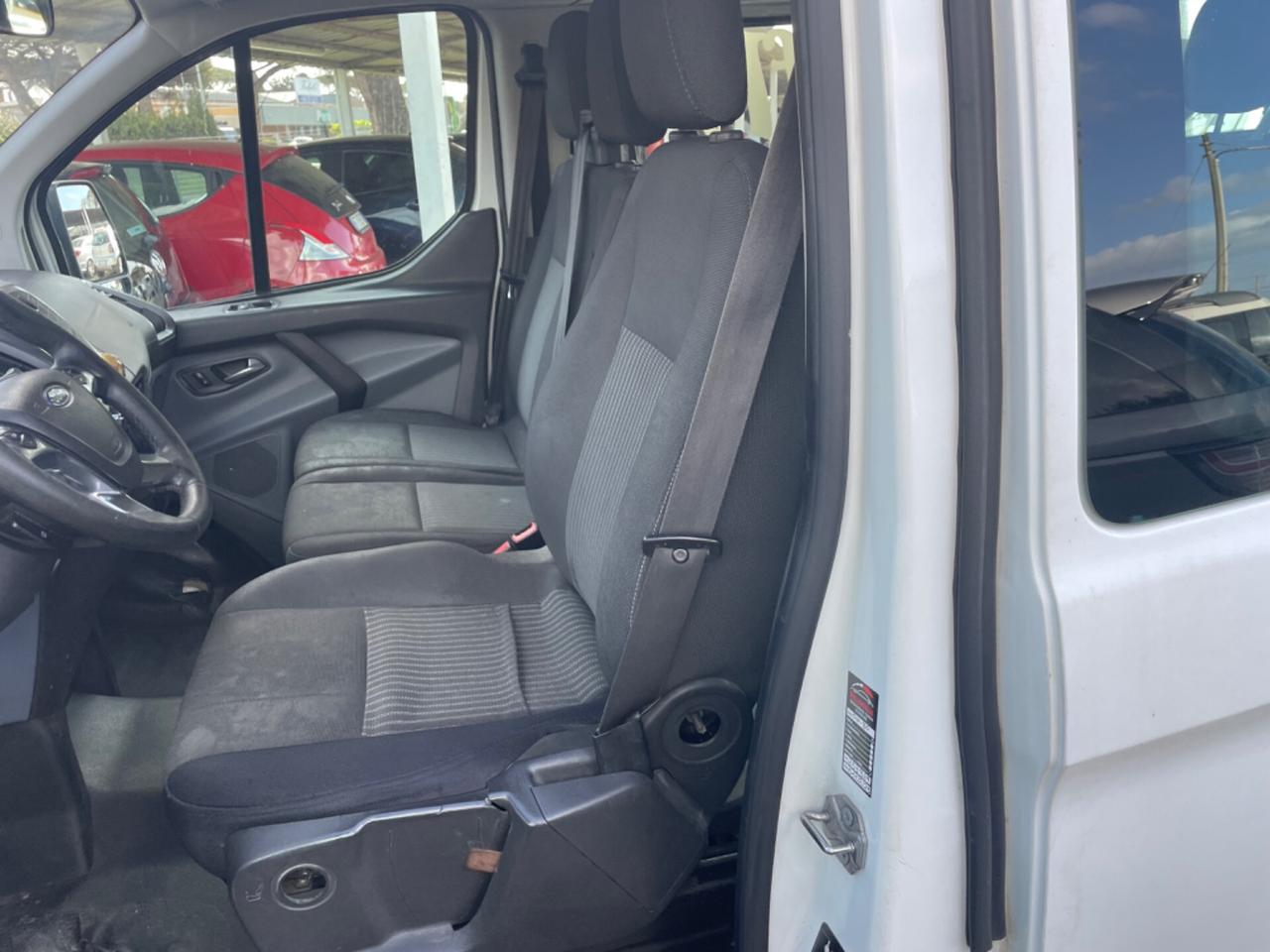 Ford Transit Custom 9 posti