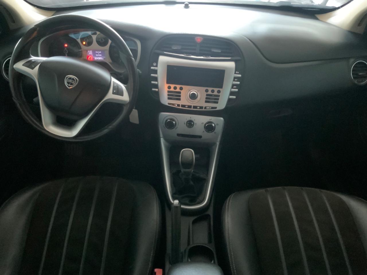 Lancia Delta 1.4 T-Jet 120 CV Argento