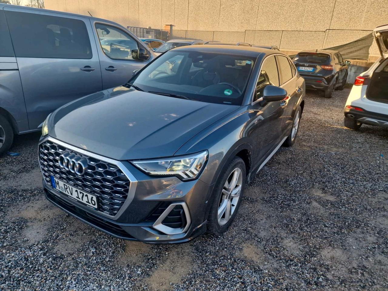 Audi Q3 35 TDI S tronic line edition