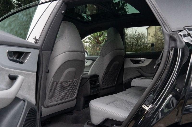 Audi Q8 50 TDI 286 CV quattro tiptronic S line Laser 22" Tetto Camera 360°