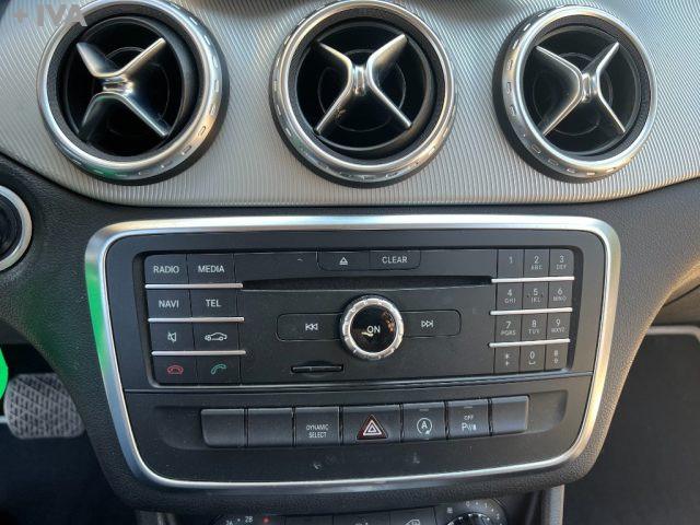 MERCEDES-BENZ GLA 200 d Automatic Sport