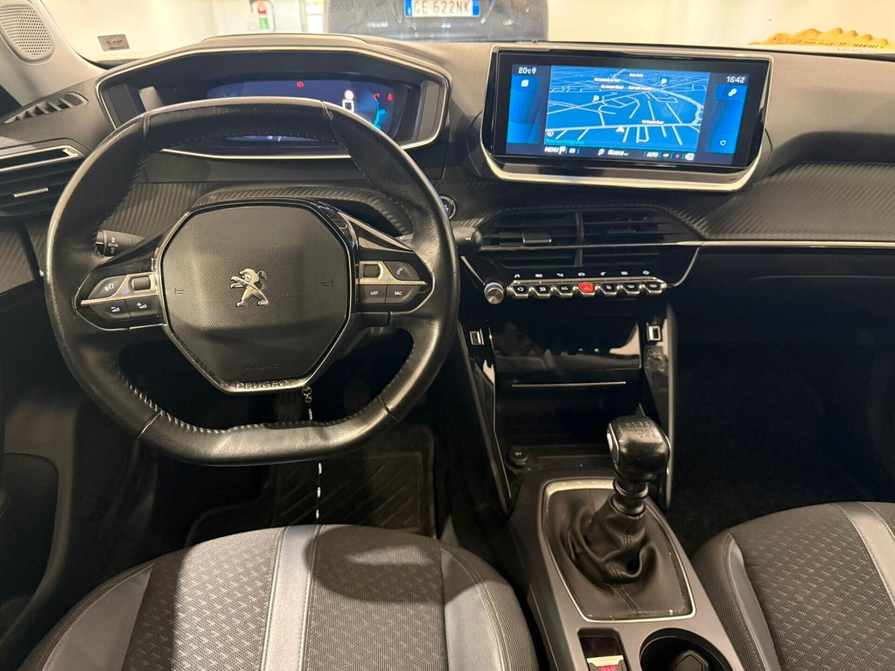 Peugeot 2008 1.2 130cv Allure Pack Cockpit