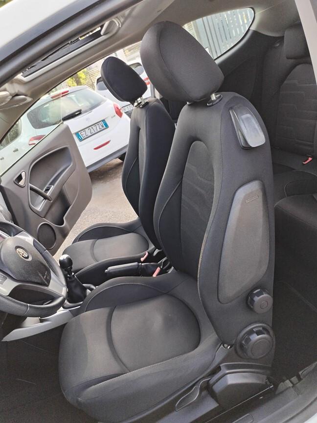 Alfa Romeo MiTo 1.4 78 CV 8V 31000km tetto elettrico panoramico 6/2011