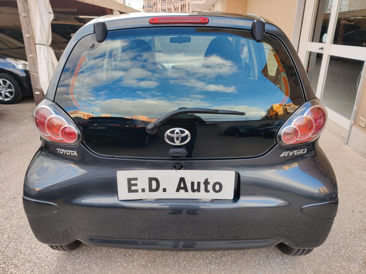 Toyota Aygo 1.0 Benzina 5 porte 2010