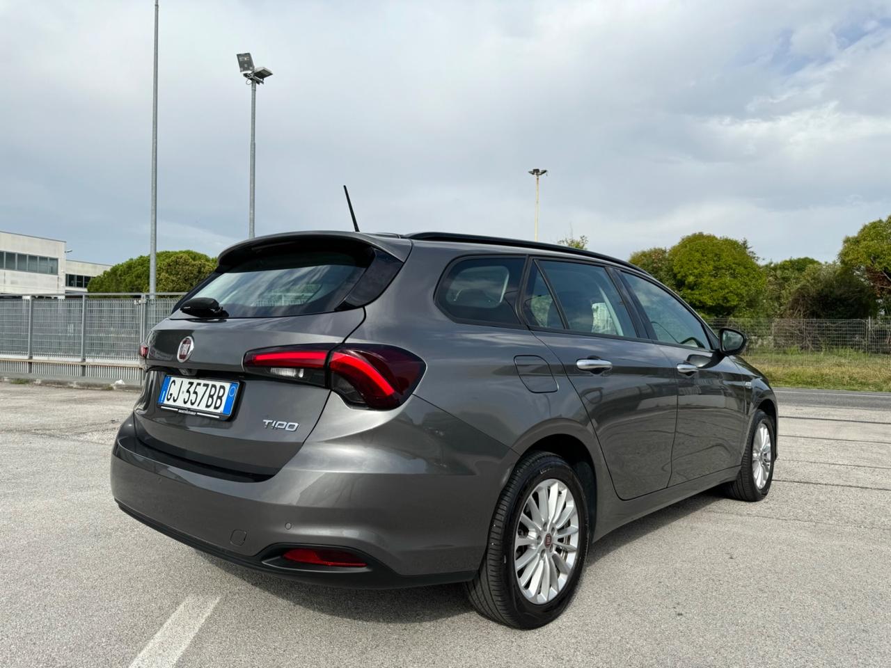 FIAT TIPO 1.3 Mjt SW Business - Led Navi